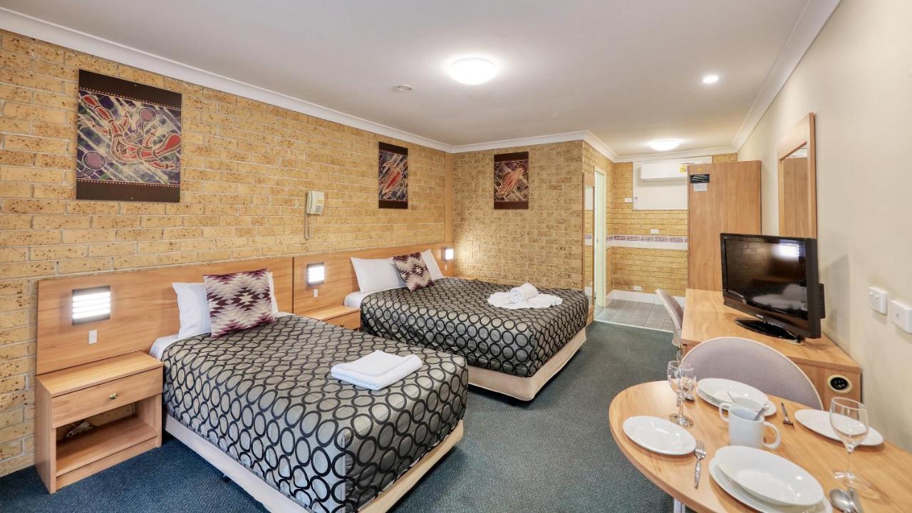 Forest Lodge Motor Inn & Restaurant Dubbo Zewnętrze zdjęcie