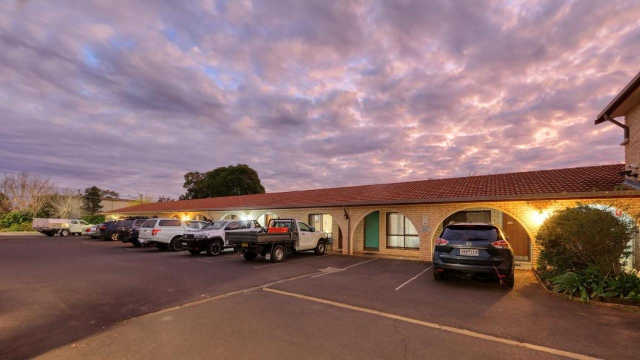 Forest Lodge Motor Inn & Restaurant Dubbo Zewnętrze zdjęcie