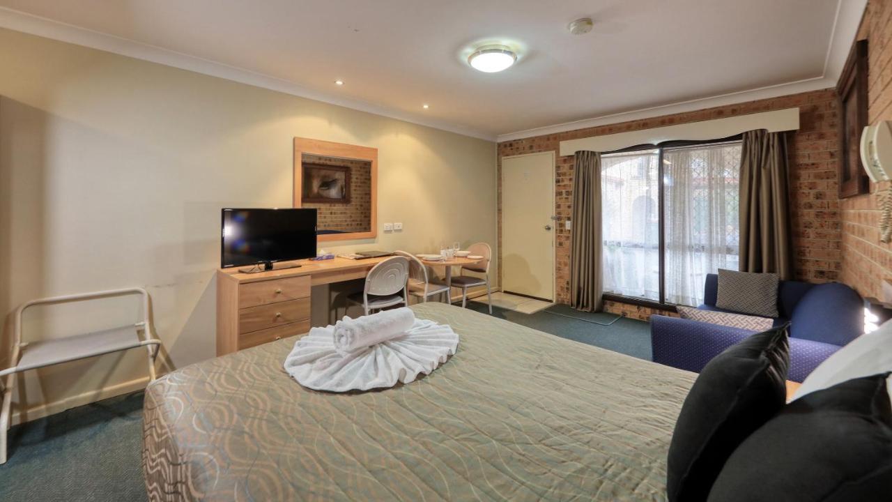 Forest Lodge Motor Inn & Restaurant Dubbo Zewnętrze zdjęcie